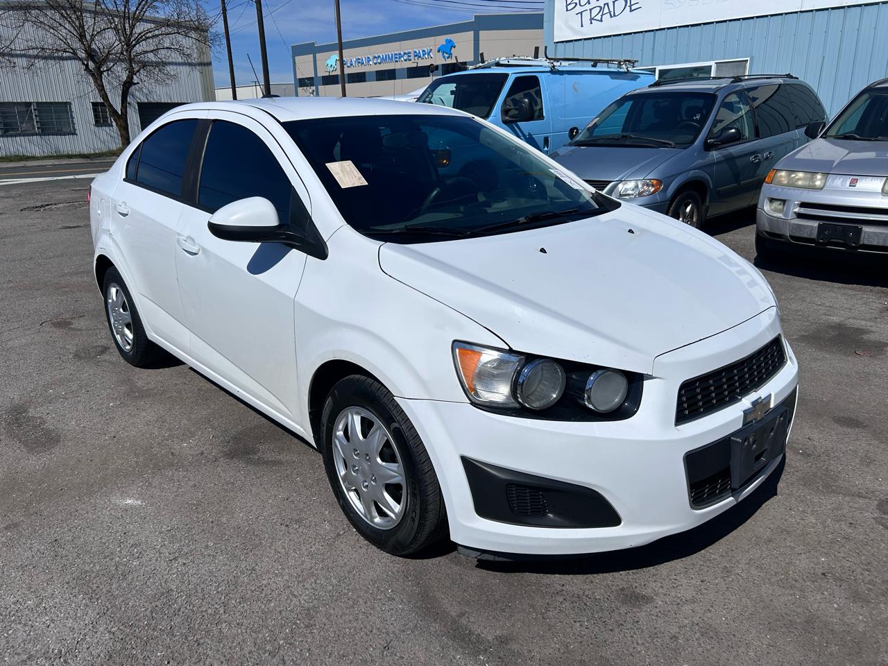 Chevrolet Sonic LS Auto Sedan 2016