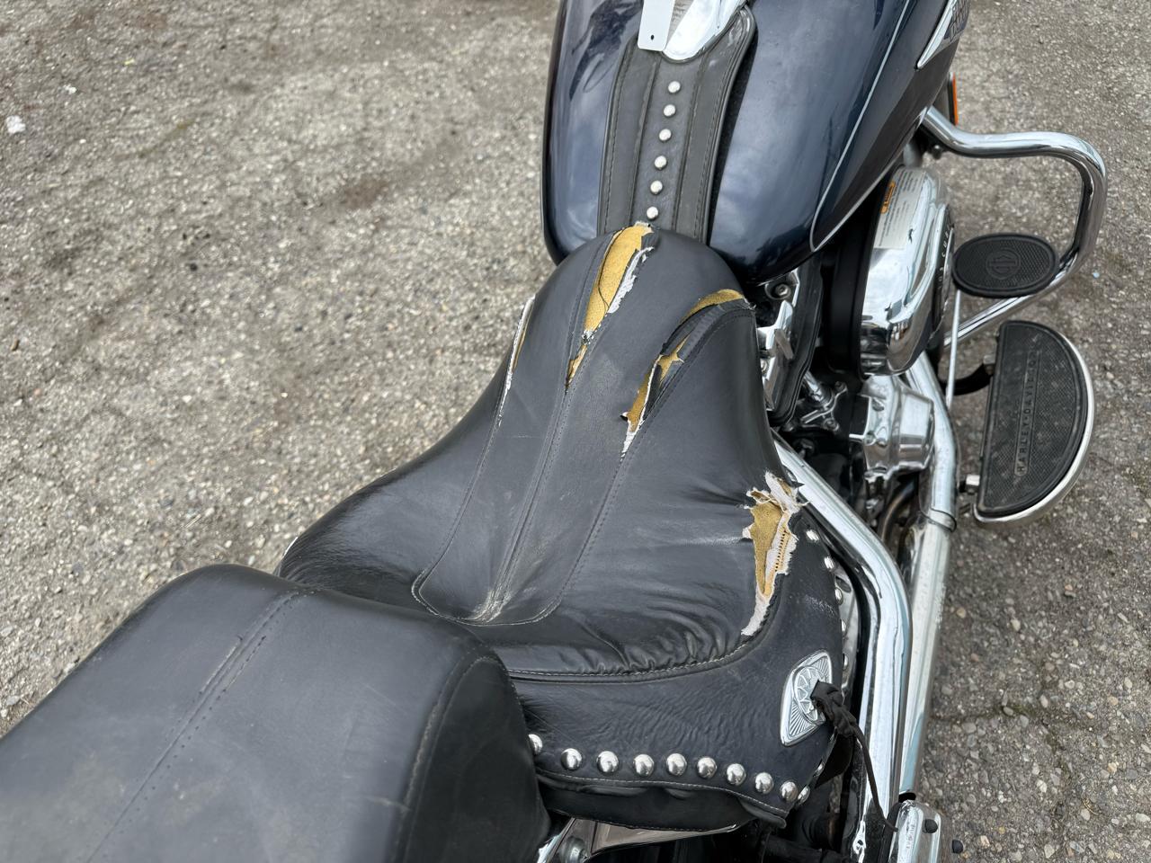 Harley-Davidson FLSTC103  2012