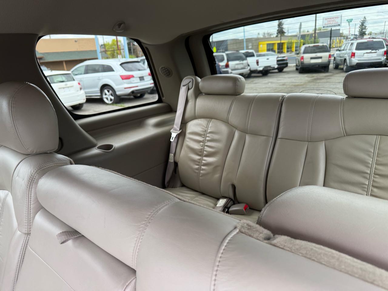 Chevrolet Tahoe 4WD 2002