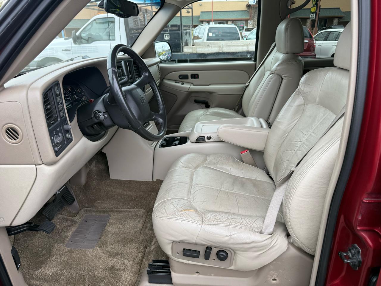 Chevrolet Tahoe 4WD 2002