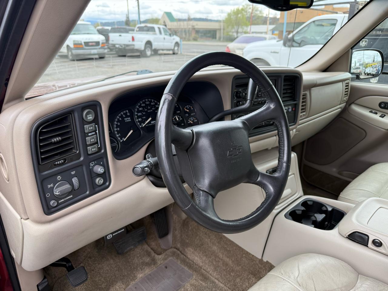 Chevrolet Tahoe 4WD 2002