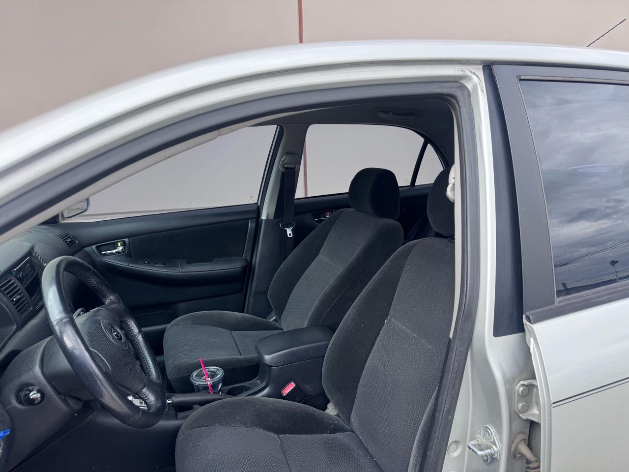 Toyota Corolla CE 2003