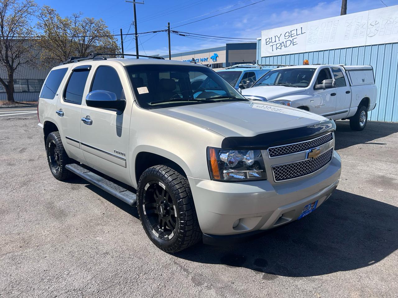 Chevrolet Tahoe LTZ 4WD 2011