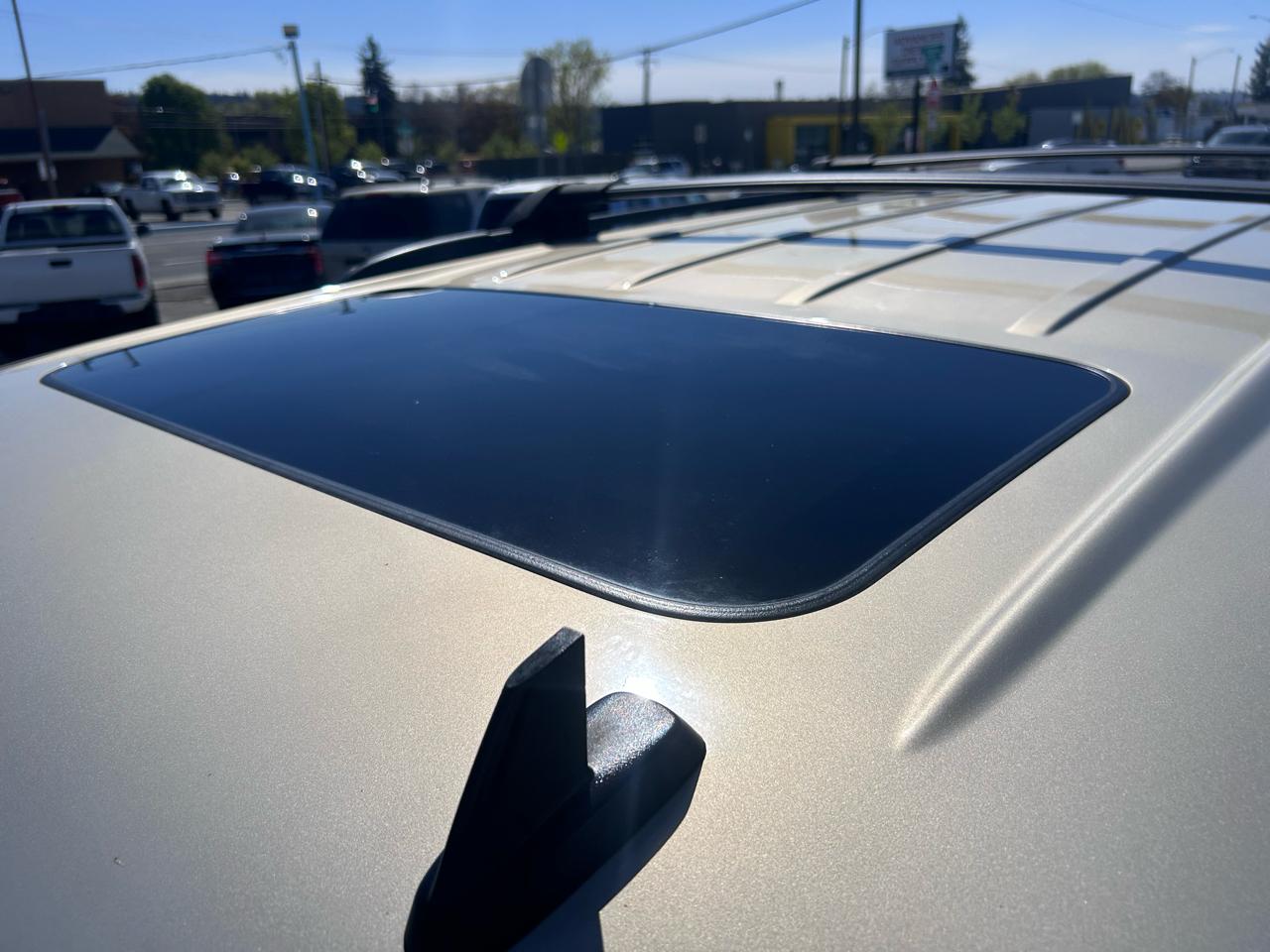 Chevrolet Tahoe LTZ 4WD 2011