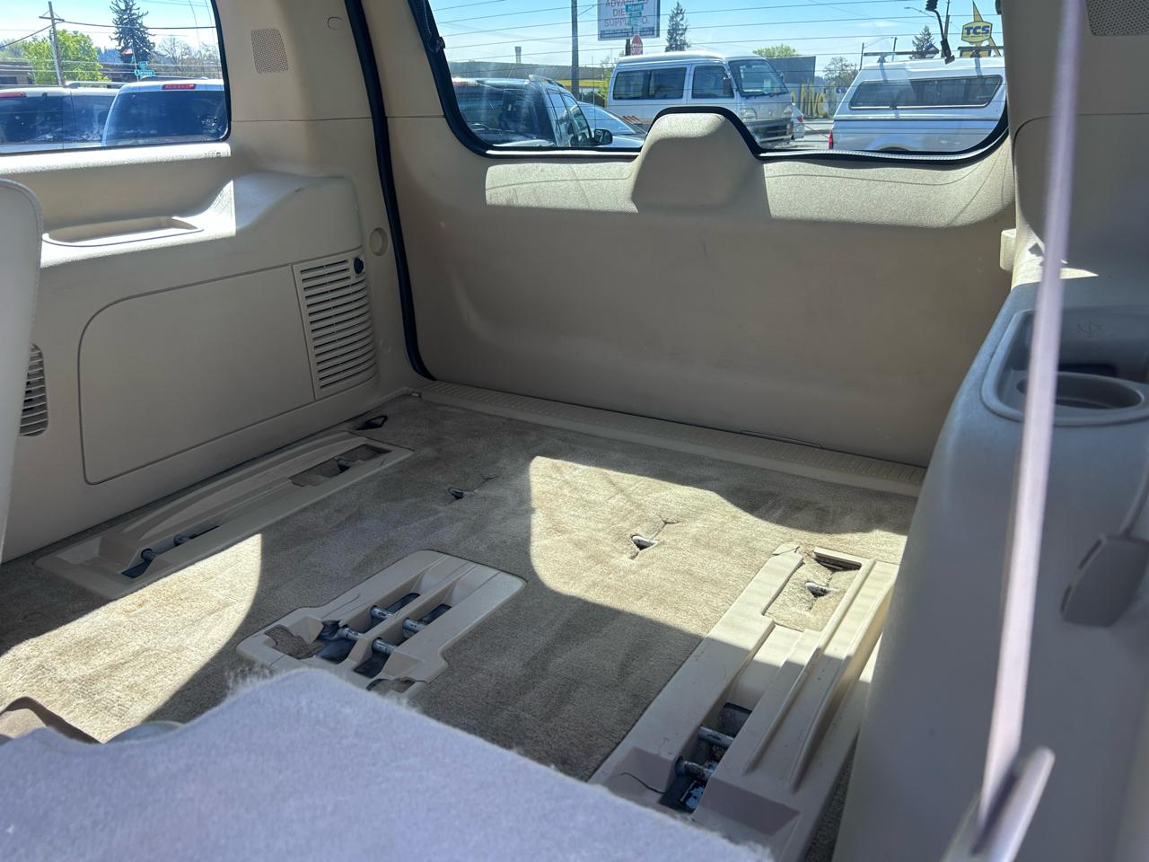 Chevrolet Tahoe LTZ 4WD 2011