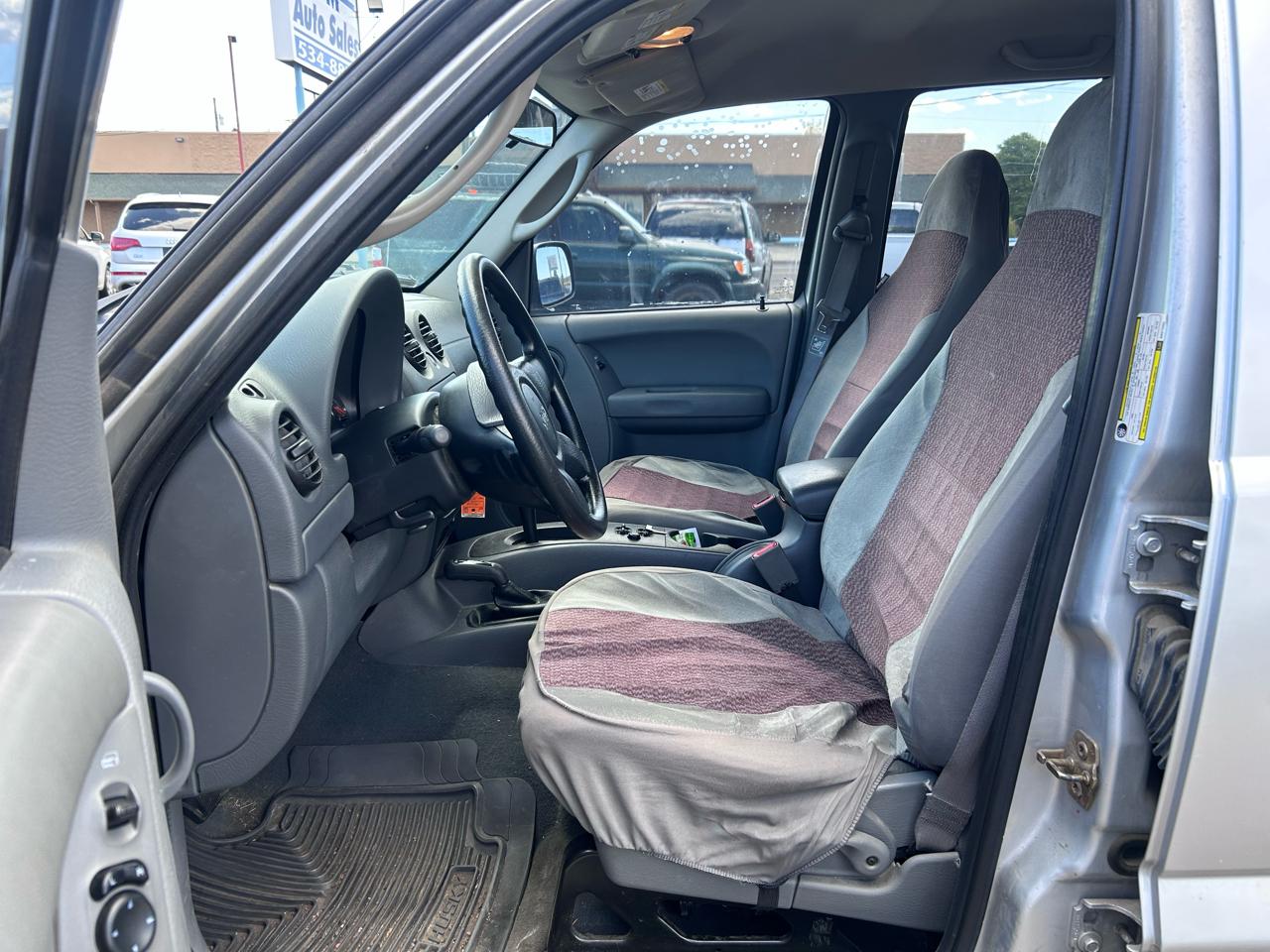 Jeep Liberty Sport 4WD 2006