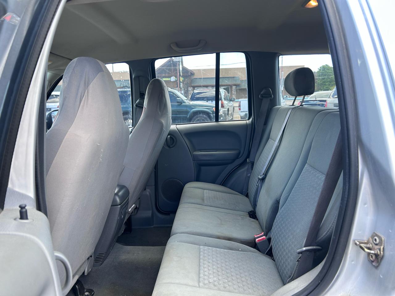 Jeep Liberty Sport 4WD 2006