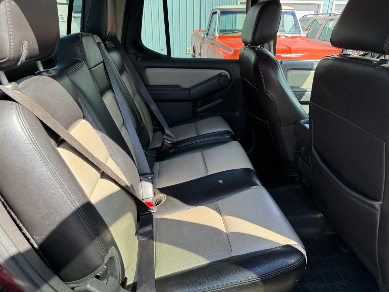 Ford Explorer Sport Trac Limited 4.6L 4WD 2007