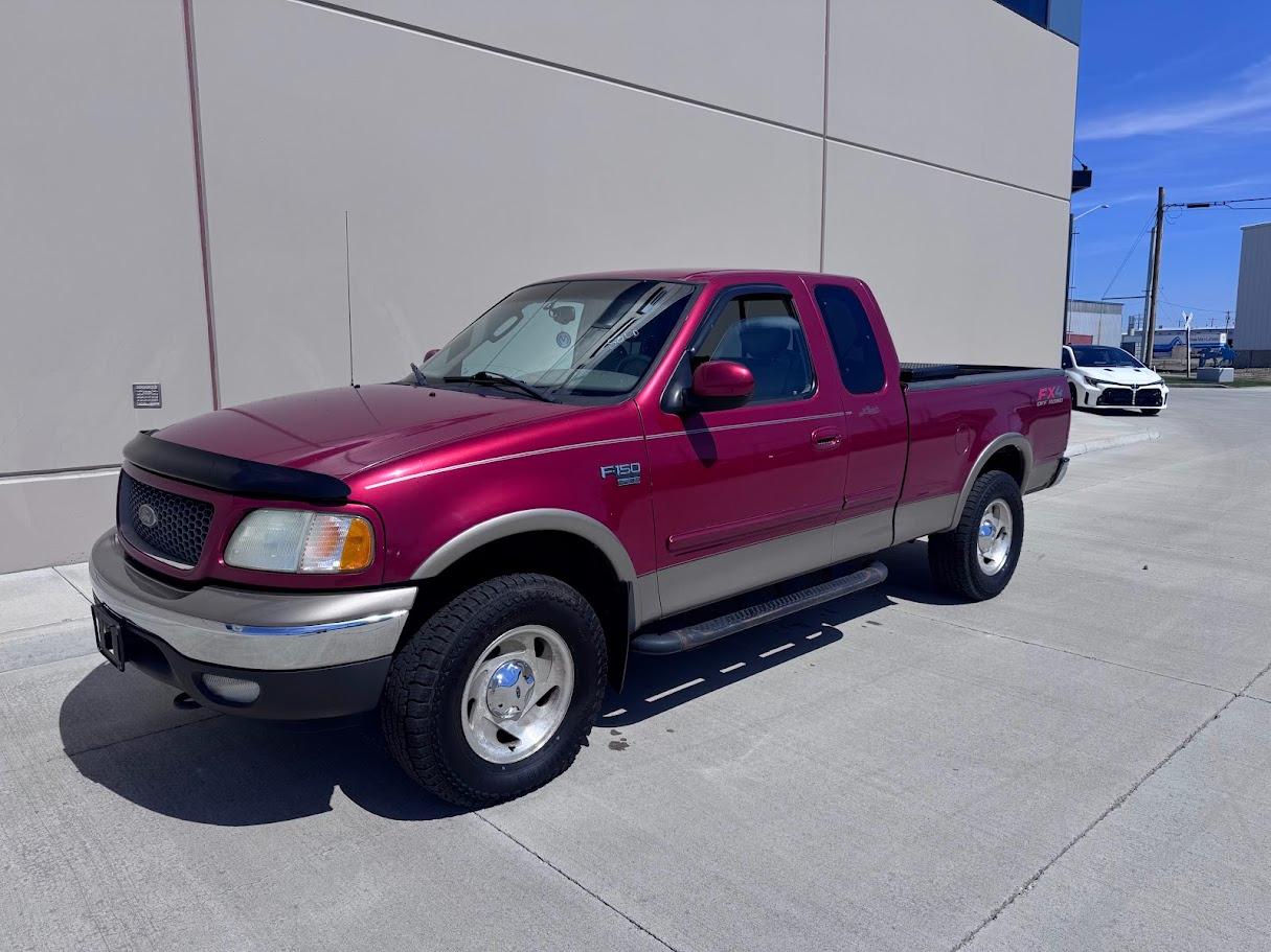 Ford F-150 Lariat SuperCab Short Bed 4WD 2002
