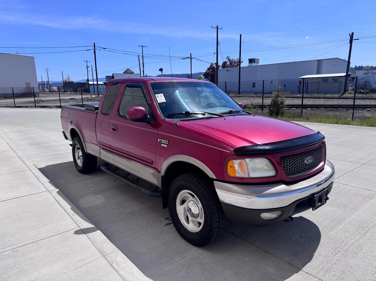 Ford F-150 Lariat SuperCab Short Bed 4WD 2002