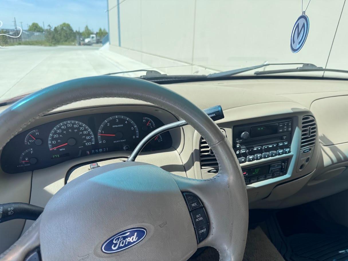Ford F-150 Lariat SuperCab Short Bed 4WD 2002