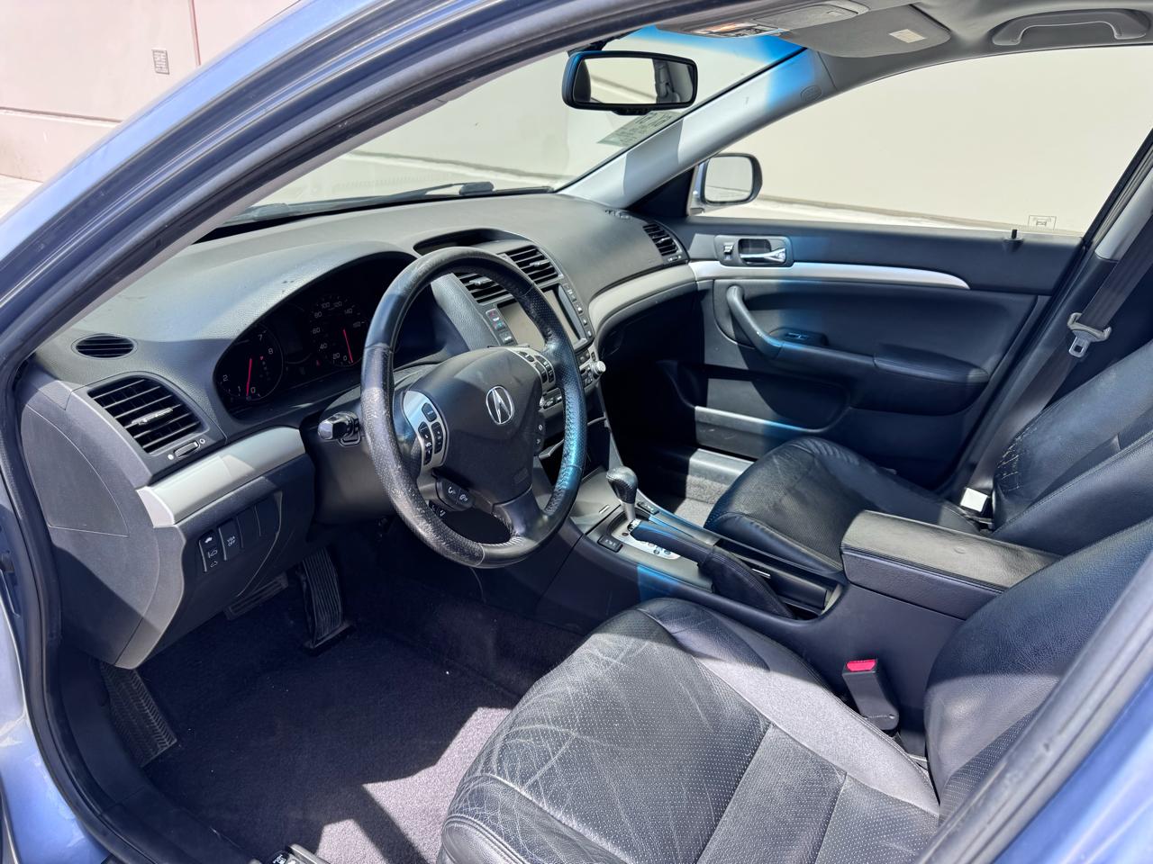 Acura TSX 5-speed AT with Navigation 2007