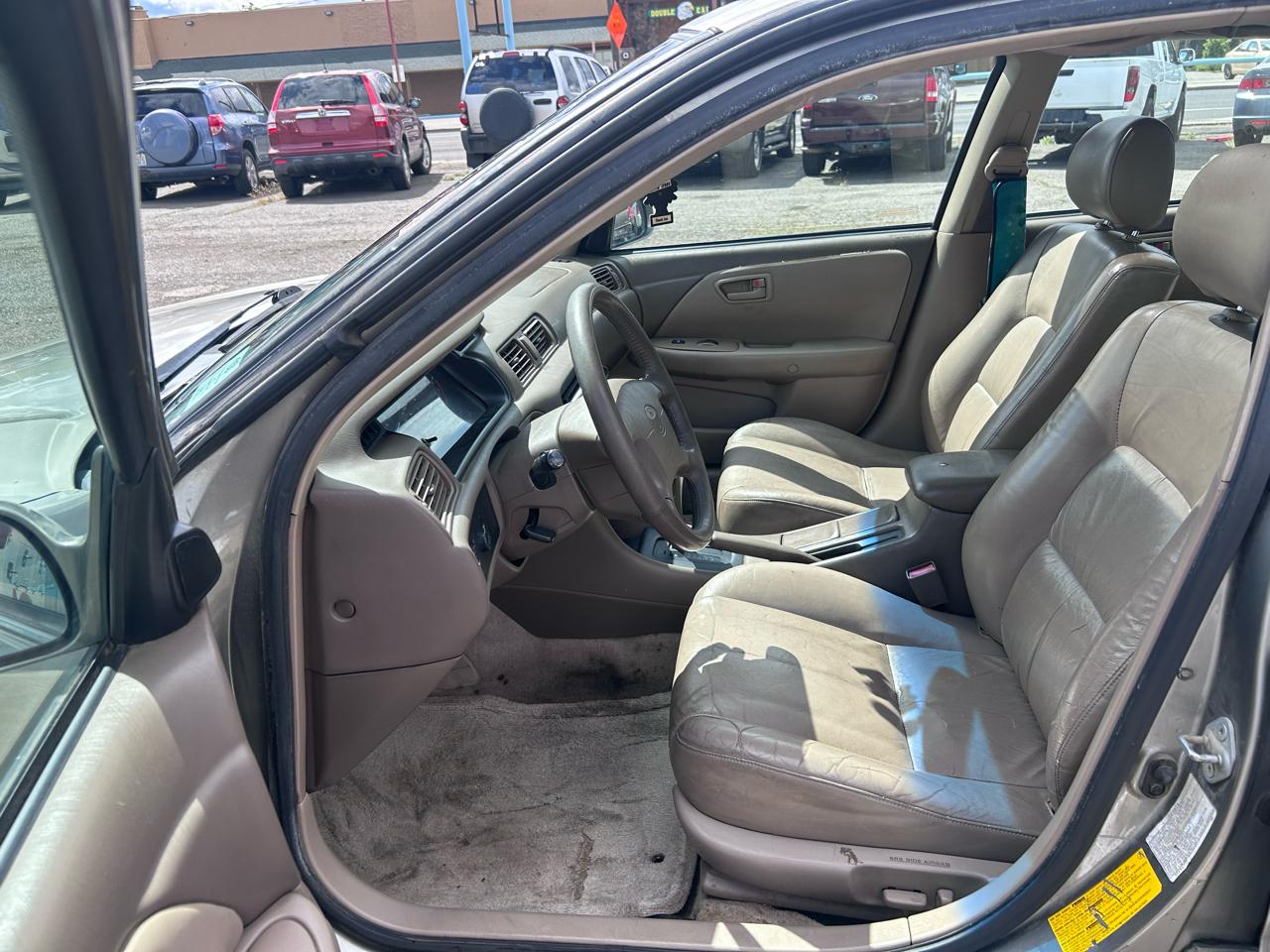 Toyota Camry LE V6 1999
