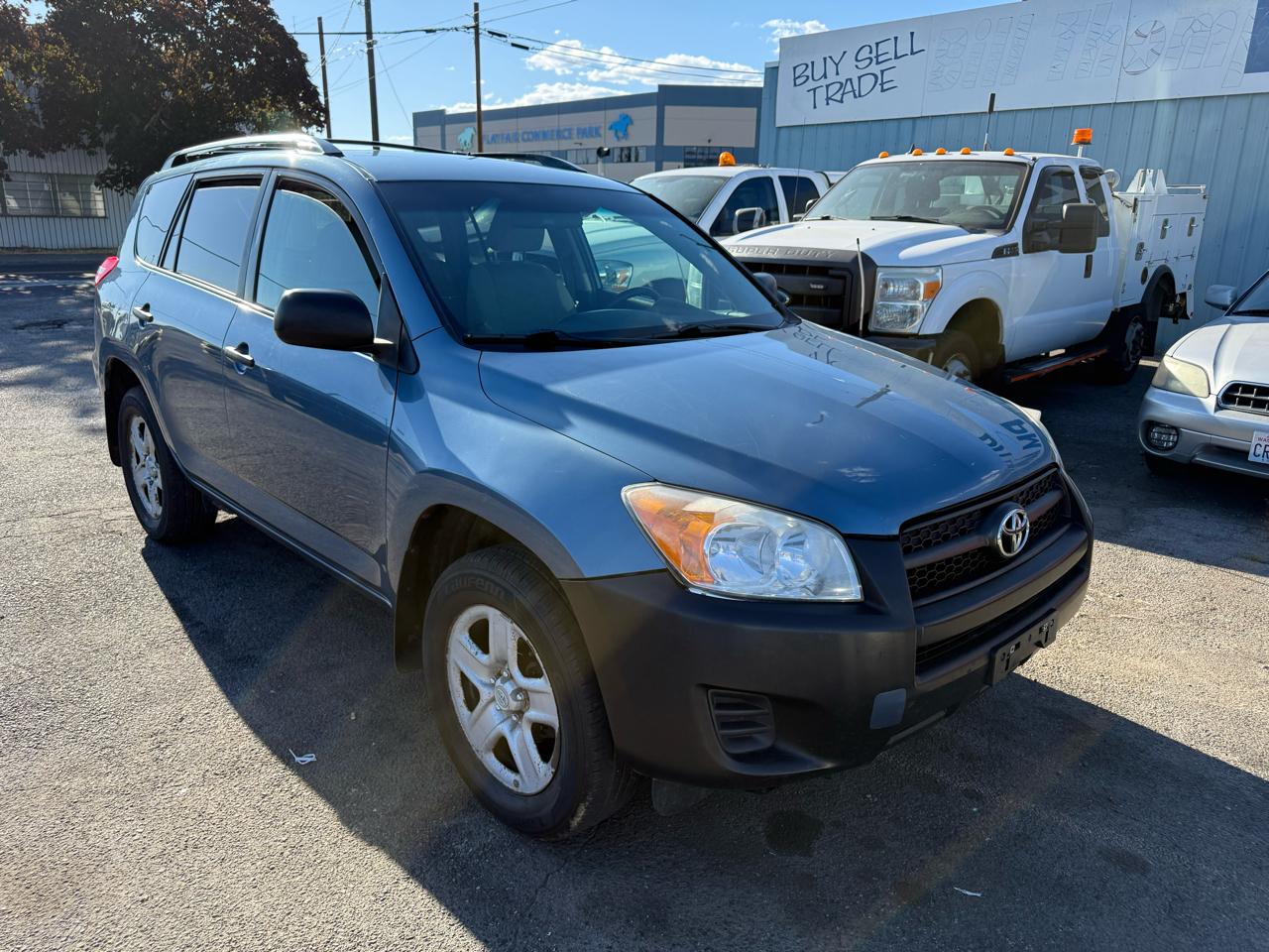 Toyota RAV4 Base I4 4WD 2010
