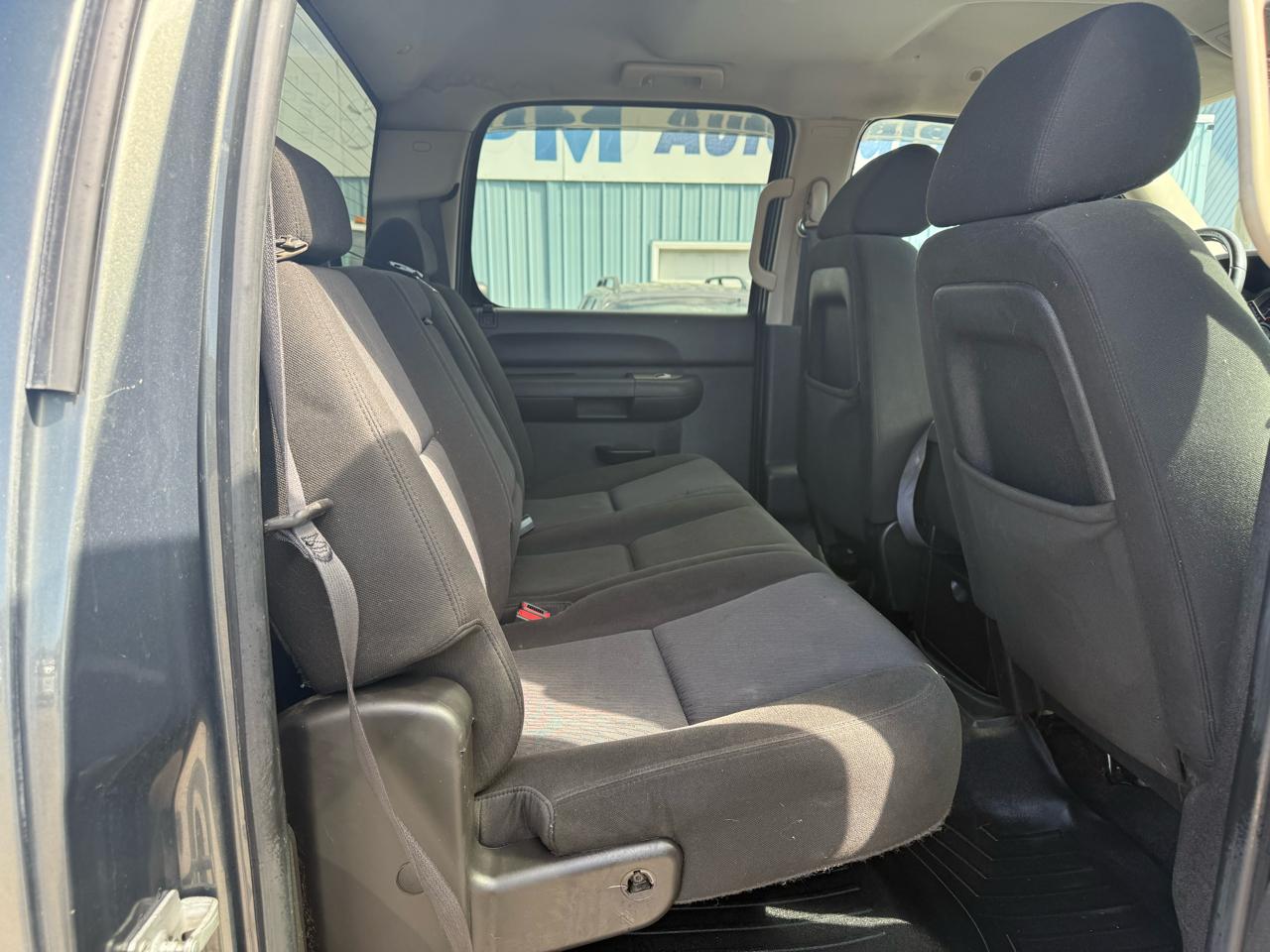 Chevrolet Silverado 1500 LT Crew Cab 4WD 2011