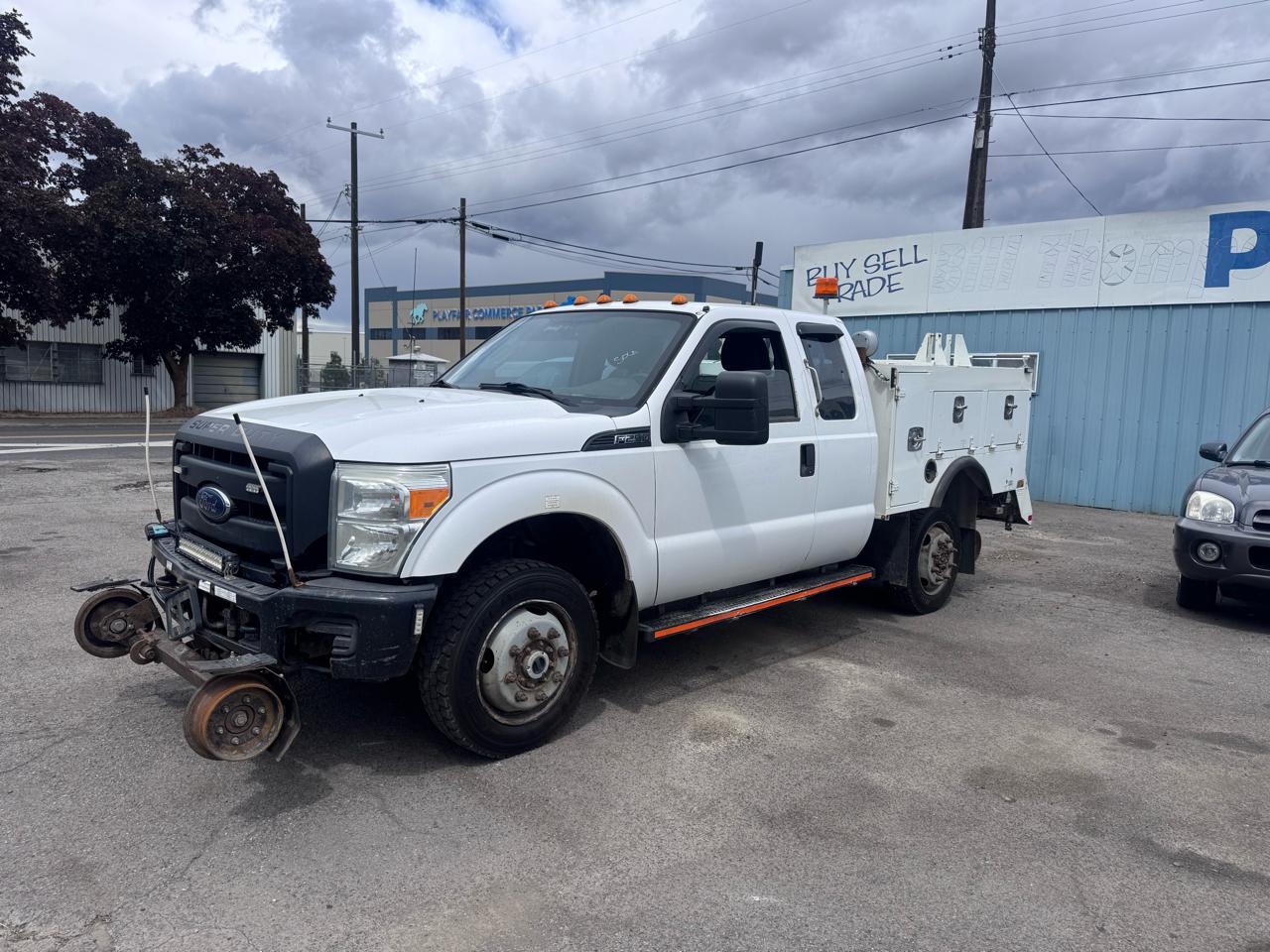 Ford F-250 SD XL SuperCab 4WD 2015