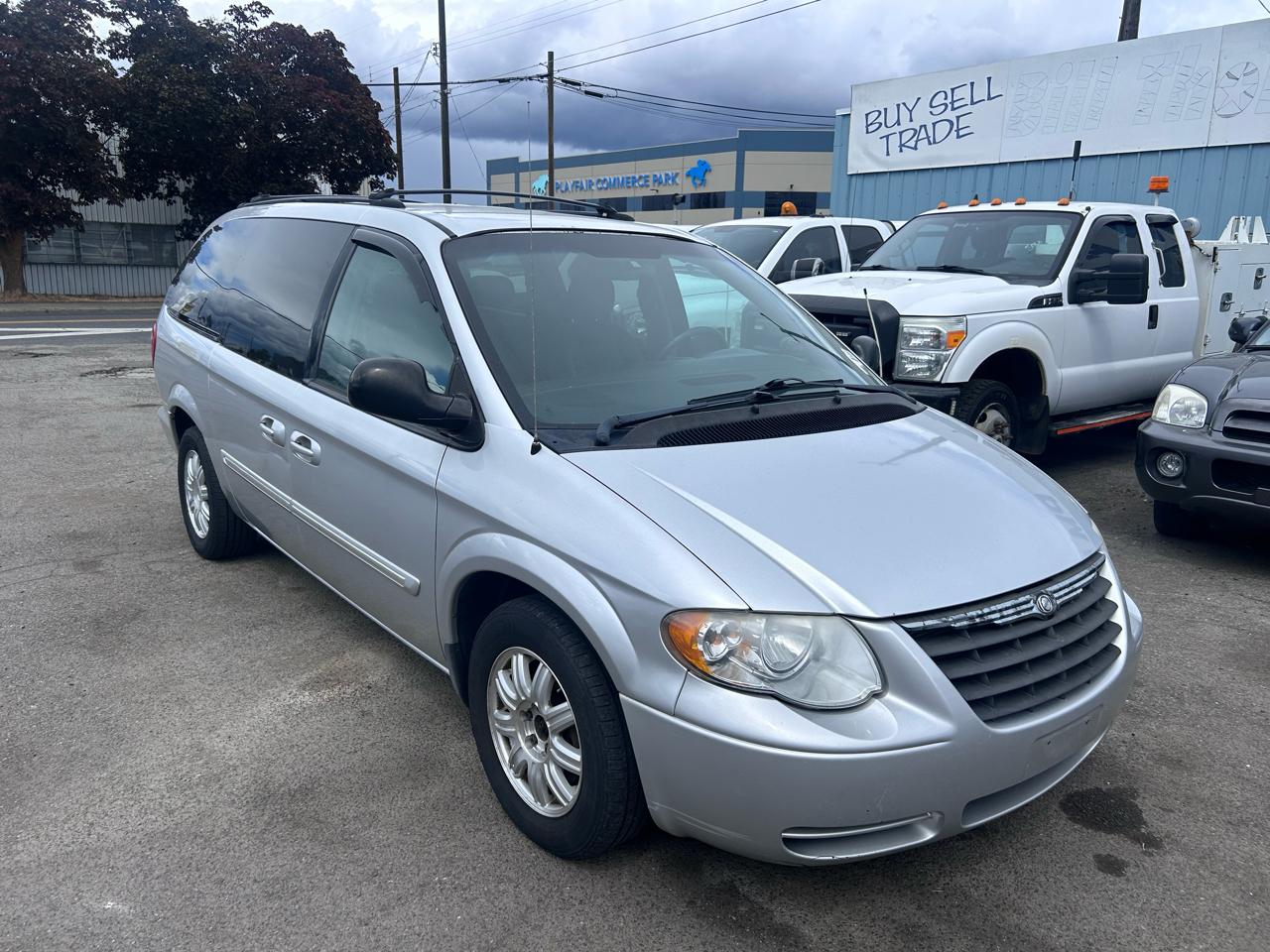 Chrysler Town & Country Touring 2005