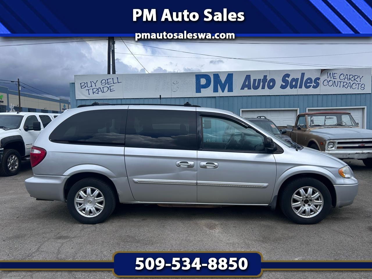 2005 Chrysler Town & Country Touring