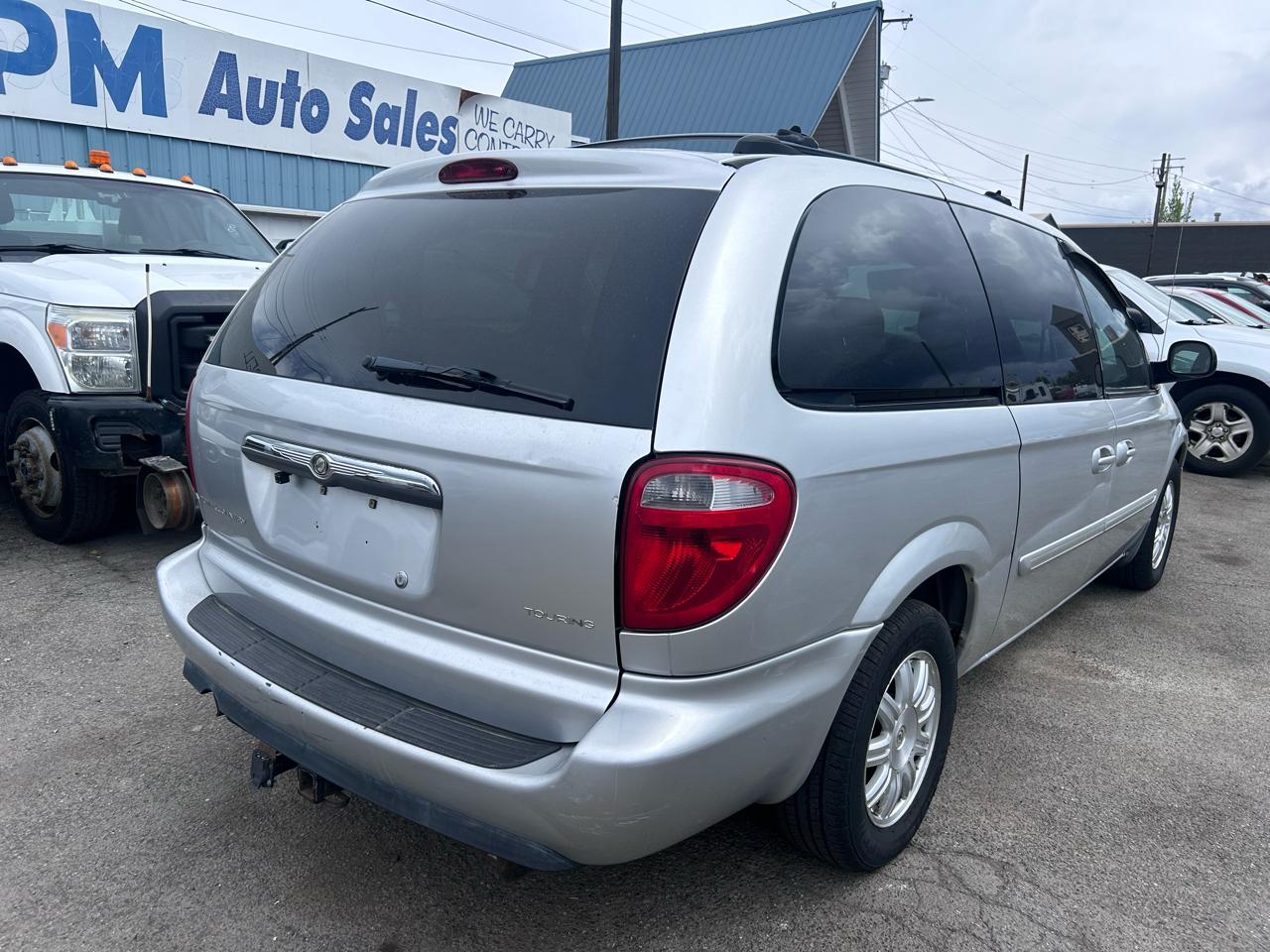 Chrysler Town & Country Touring 2005