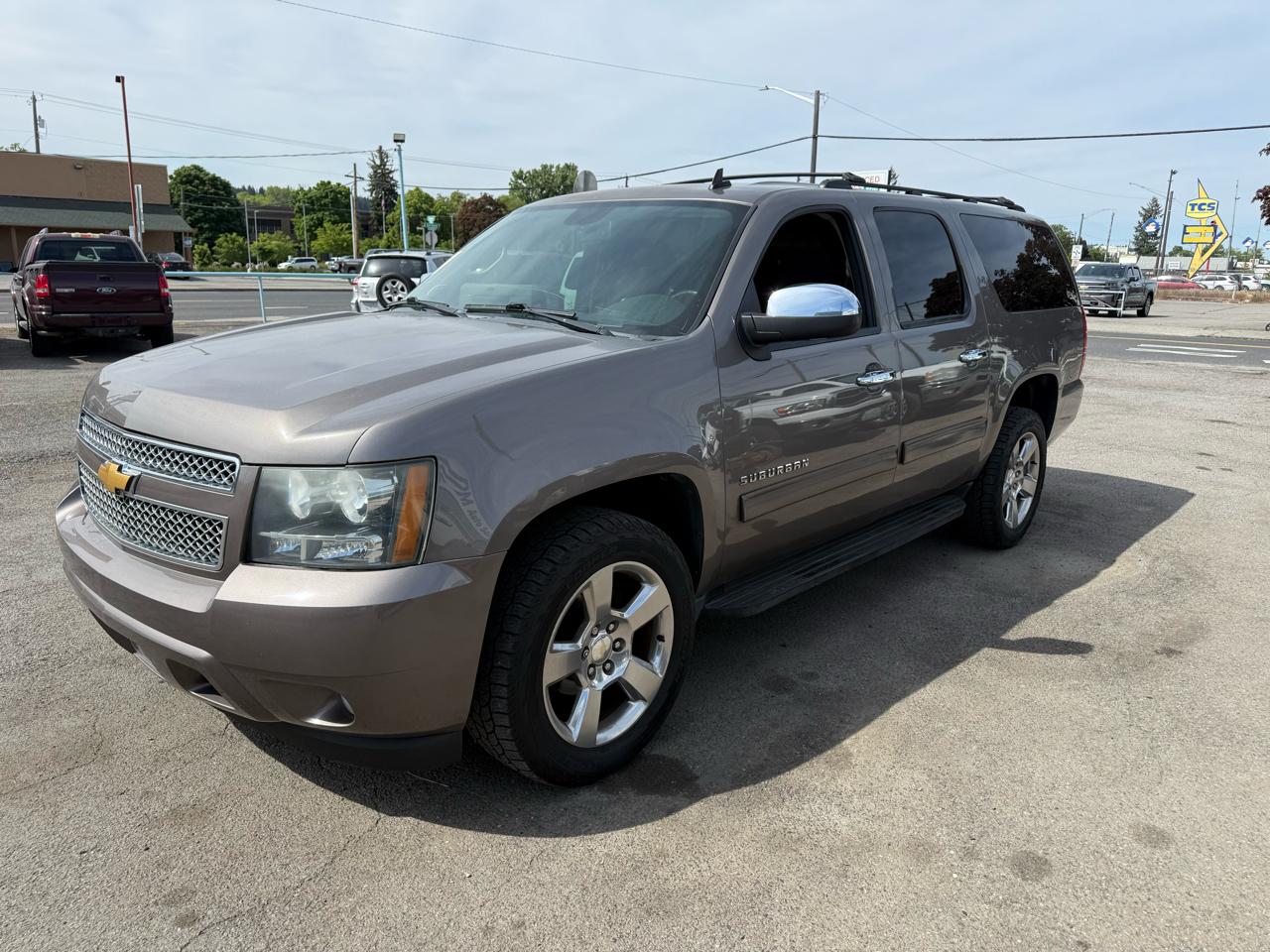 Chevrolet Suburban LS 1500 2WD 2014