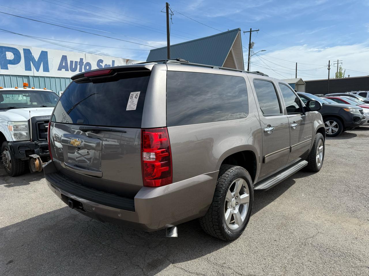 Chevrolet Suburban LS 1500 2WD 2014