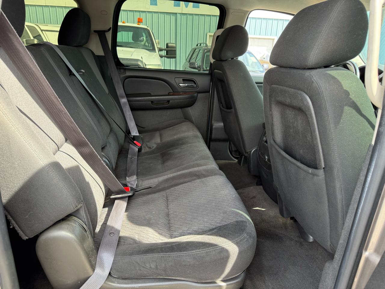 Chevrolet Suburban LS 1500 2WD 2014