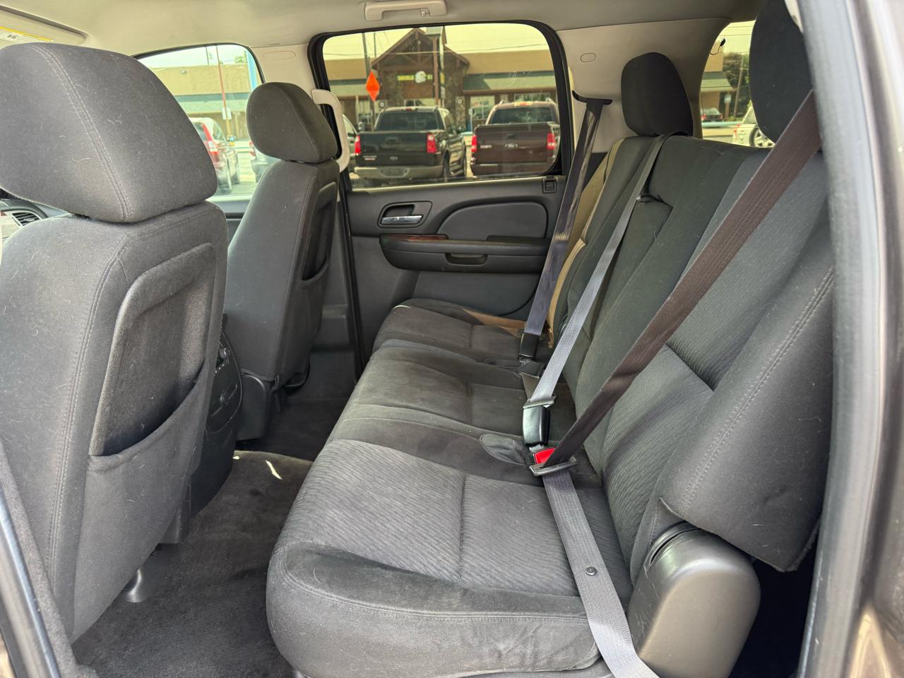 Chevrolet Suburban LS 1500 2WD 2014