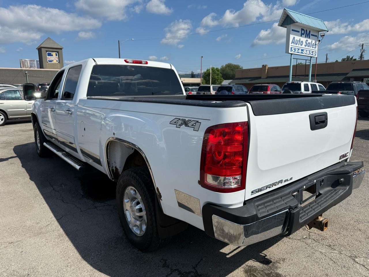 GMC Sierra 2500HD Work Truck Crew Cab Long Box 4WD 2007