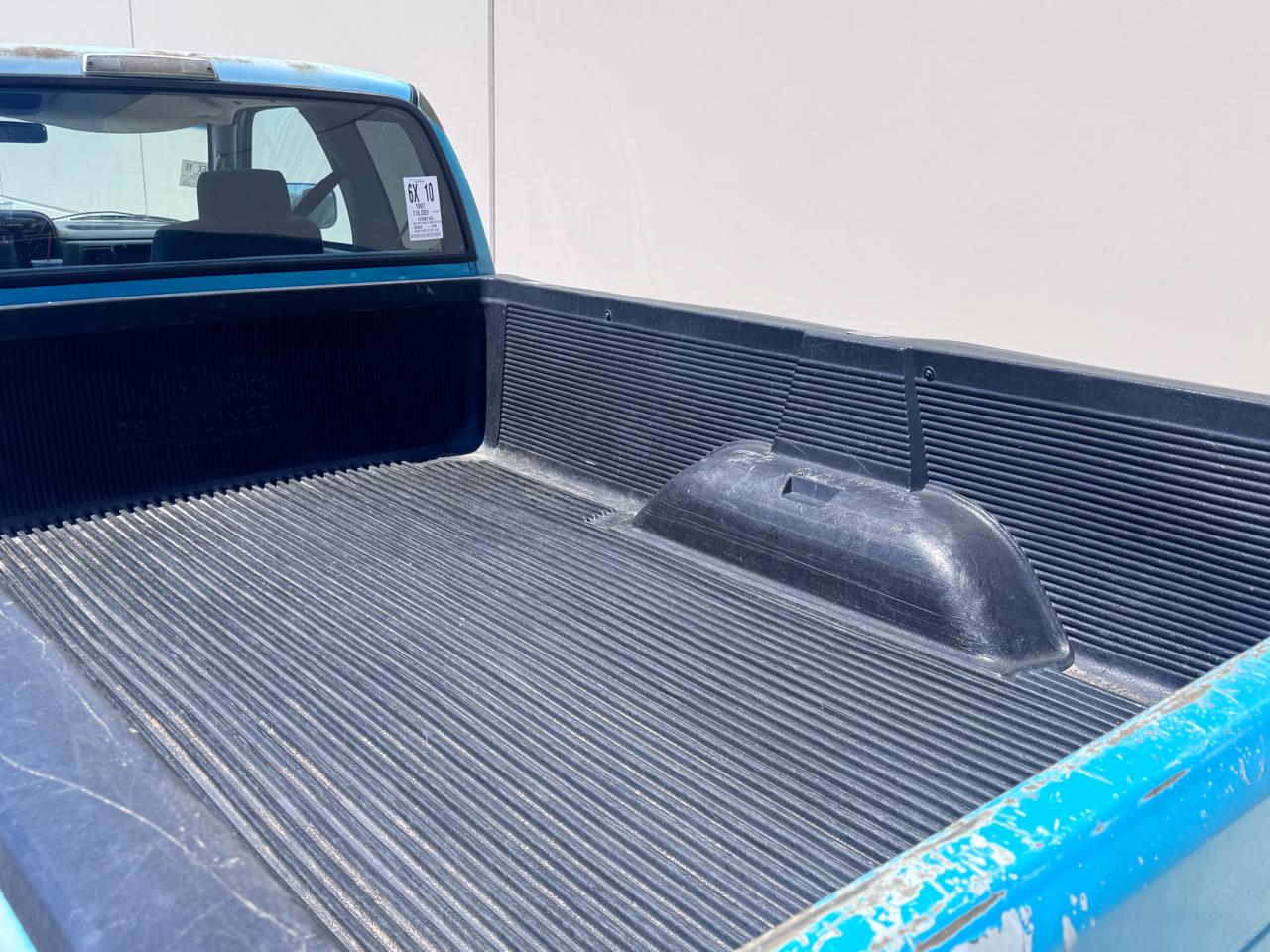Dodge Ram 2500 ST Club Cab 8-ft. Bed 4WD 1997