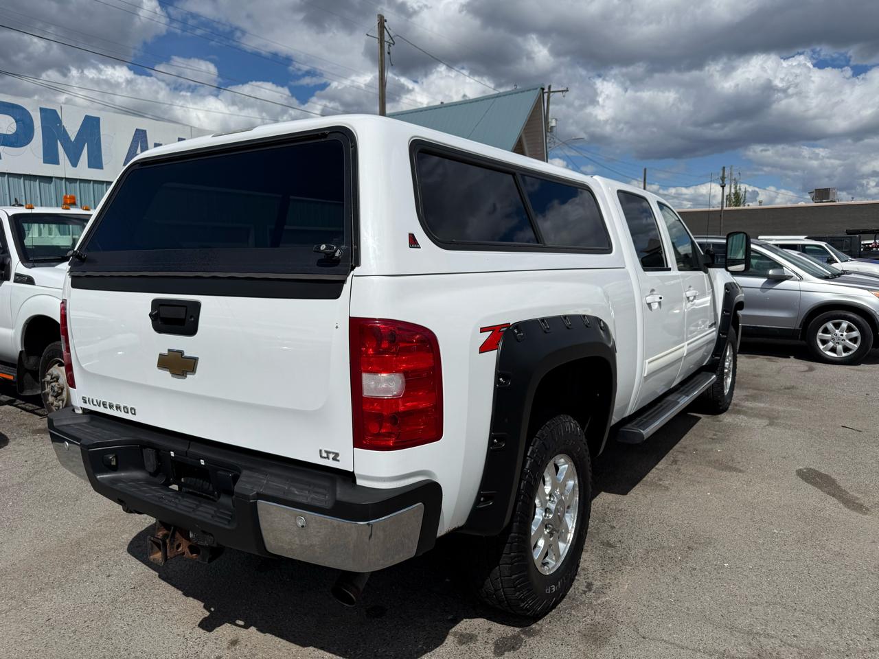 Chevrolet Silverado 2500HD LTZ Crew Cab 4WD 2011