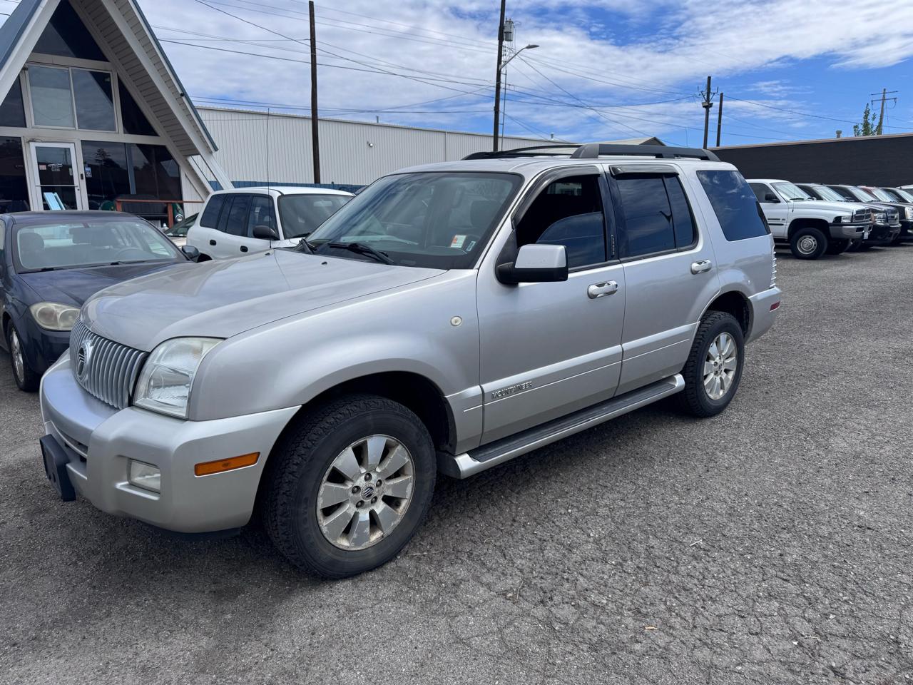 Mercury Mountaineer Base 4.0L AWD 2008