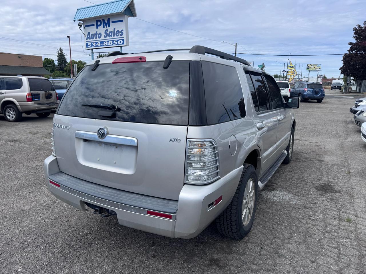 Mercury Mountaineer Base 4.0L AWD 2008