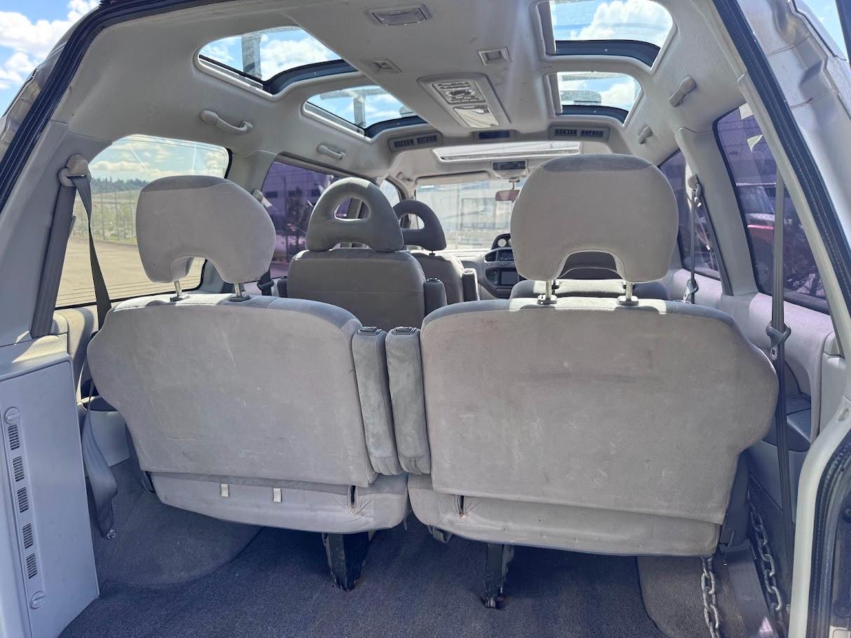 Mitsubishi Delica L400 Space Gear  1997