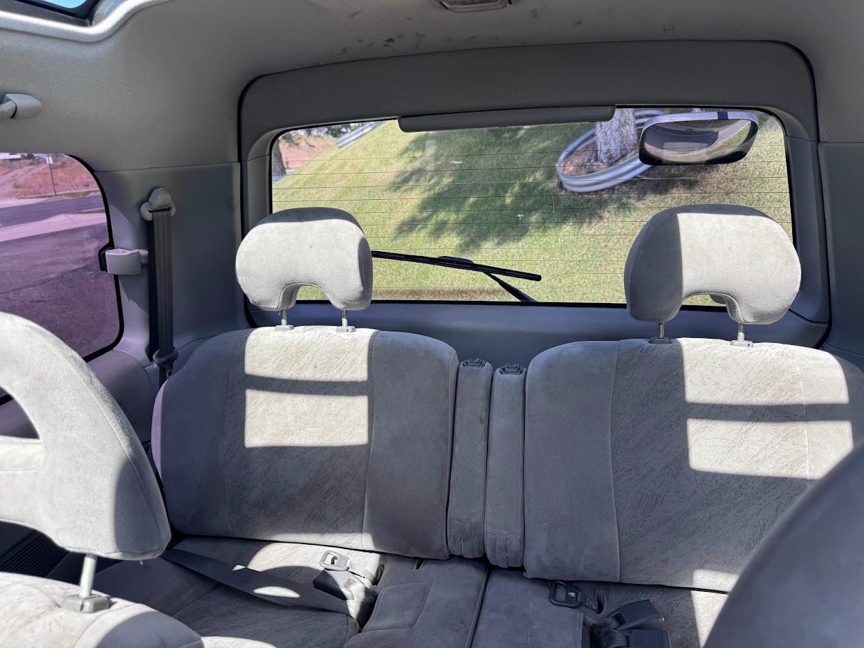 Mitsubishi Delica L400 Space Gear  1997