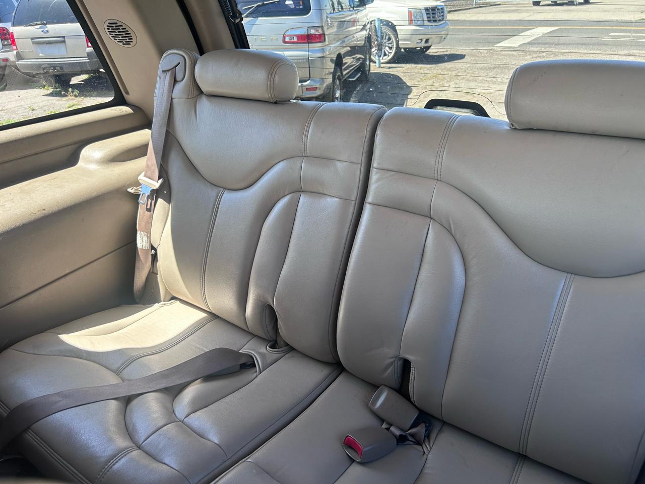 GMC Yukon SLE 4WD 2001