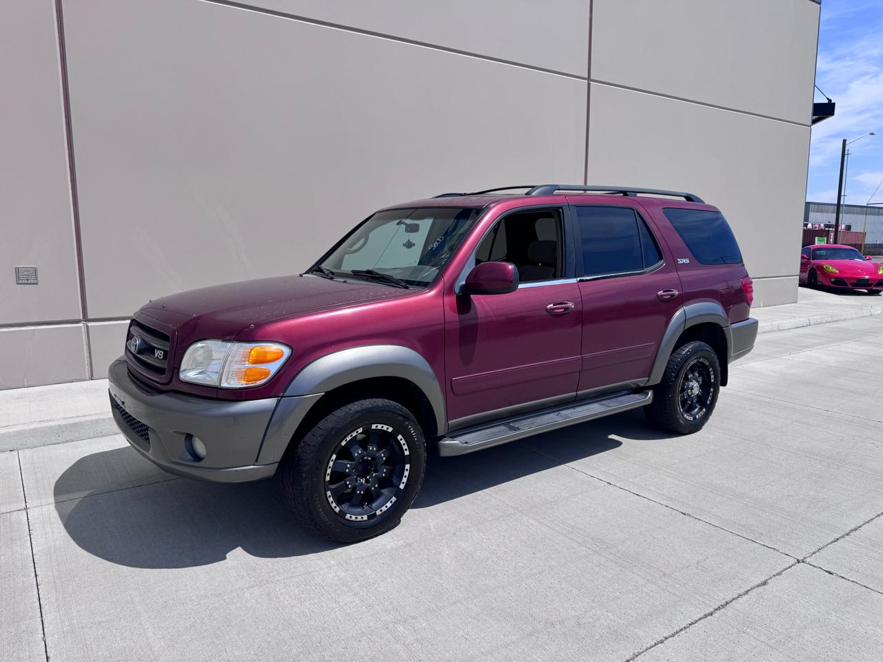 Toyota Sequoia SR5 4WD 2004