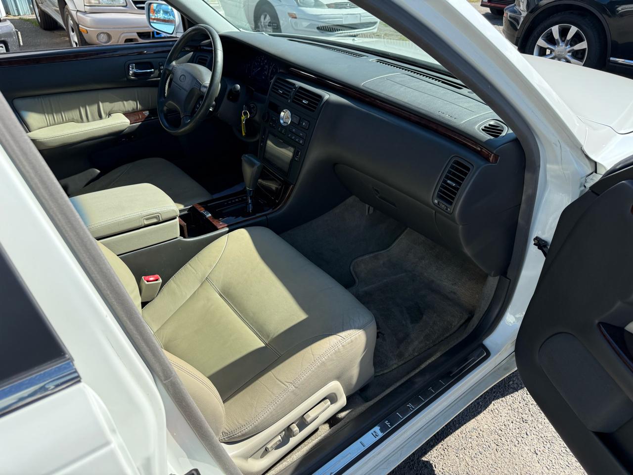 Infiniti Q45 Base 1999