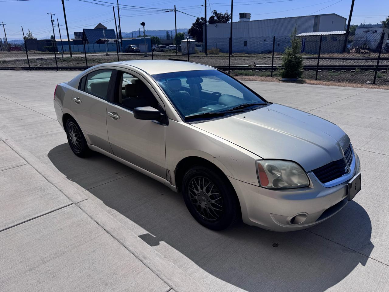 Mitsubishi Galant ES 2007