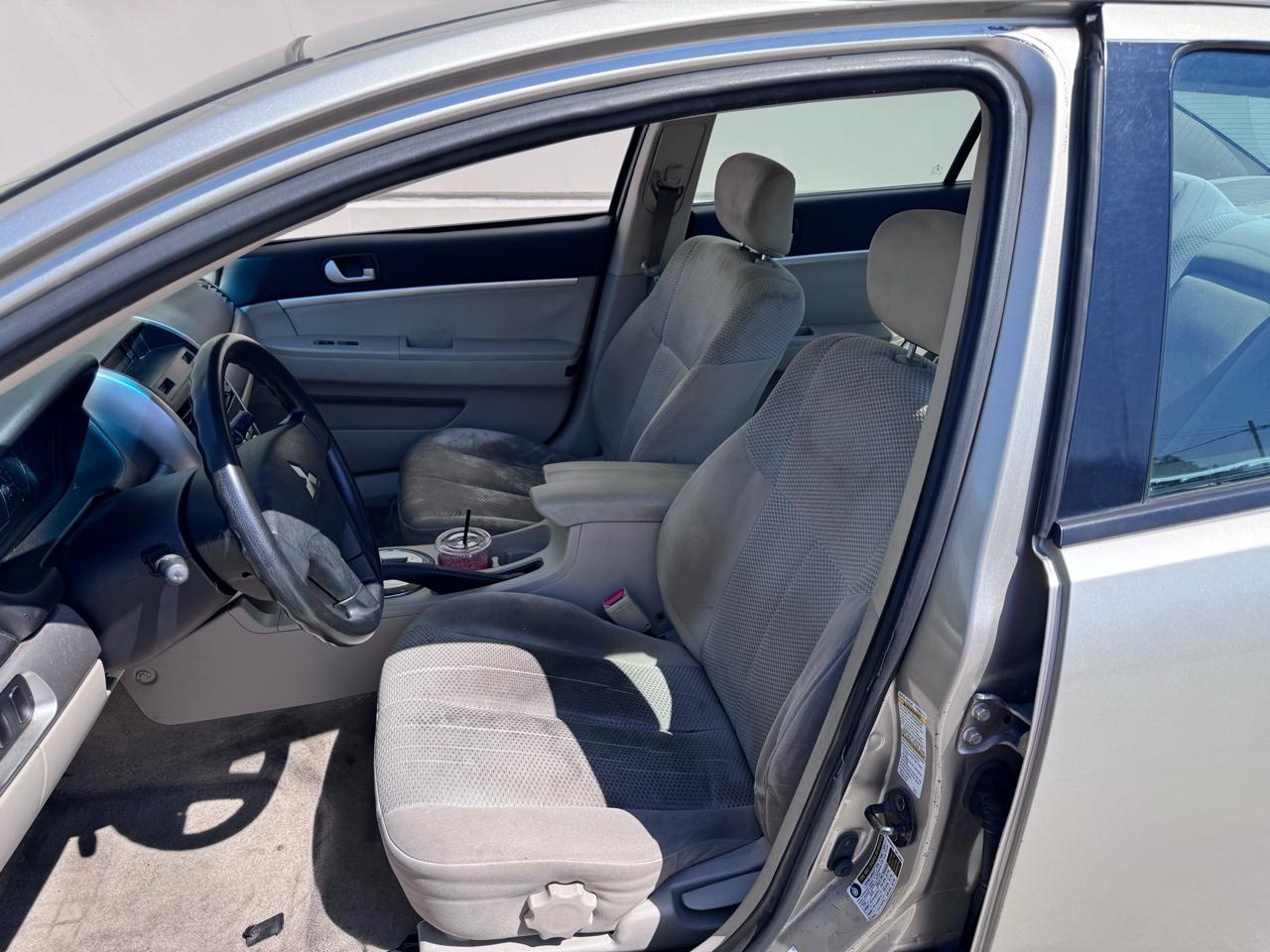 Mitsubishi Galant ES 2007