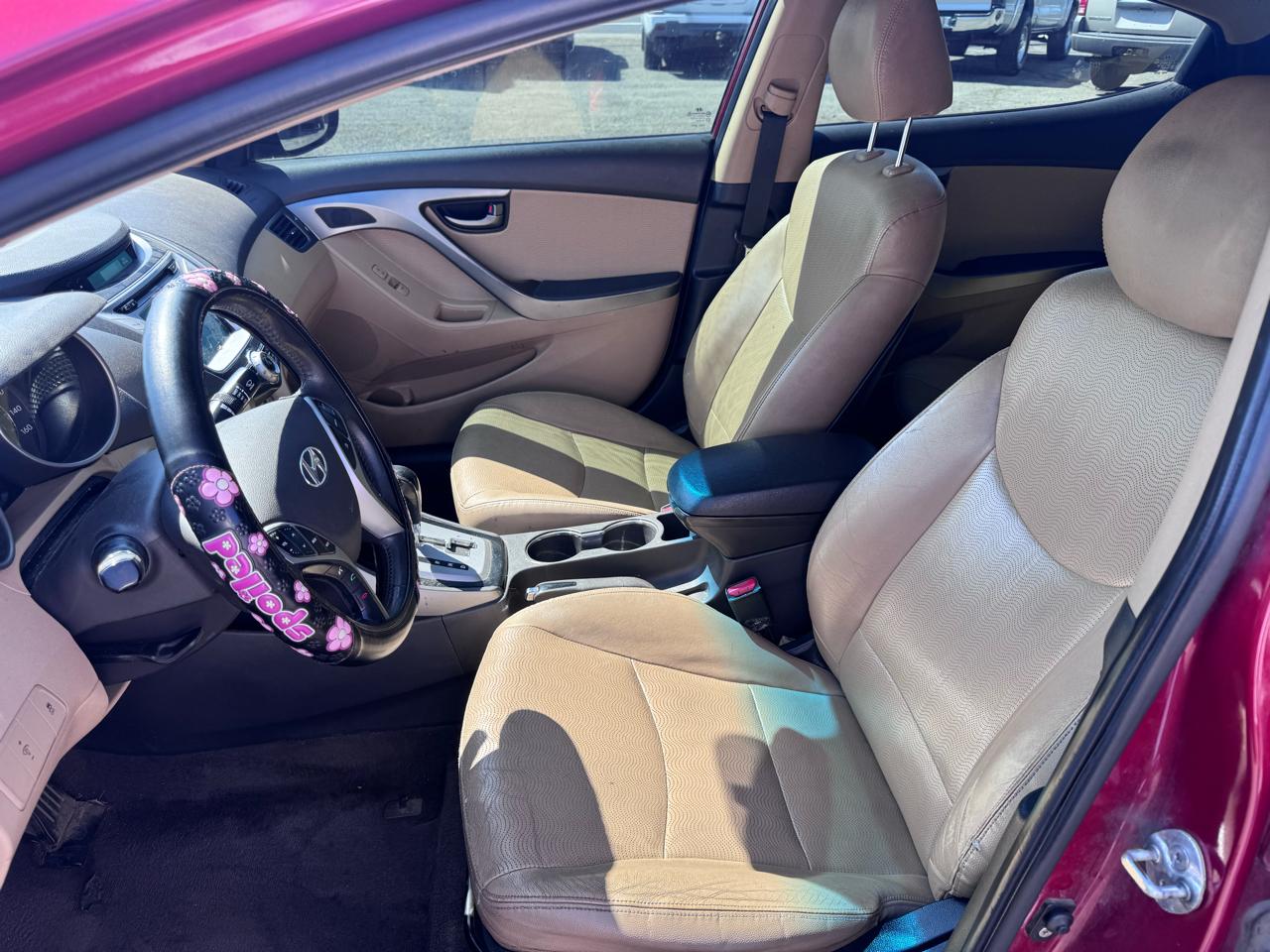 Hyundai Elantra Limited 2011