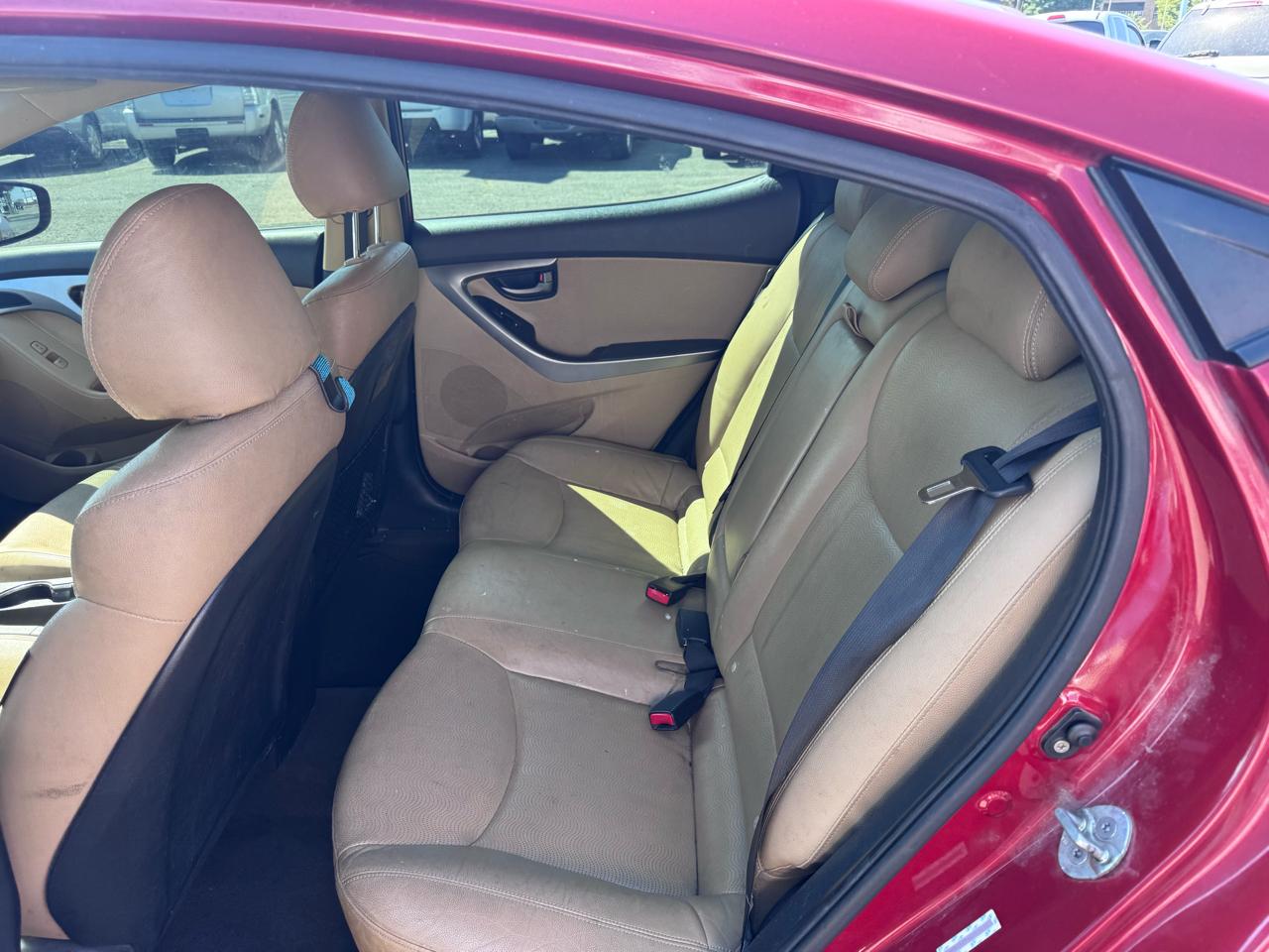 Hyundai Elantra Limited 2011