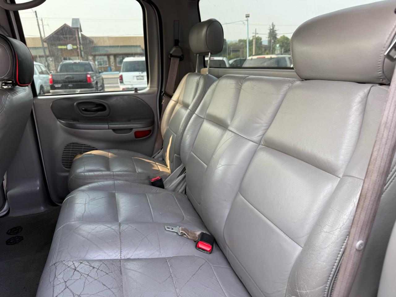 Ford F-150 King Ranch SuperCrew 4WD 2001