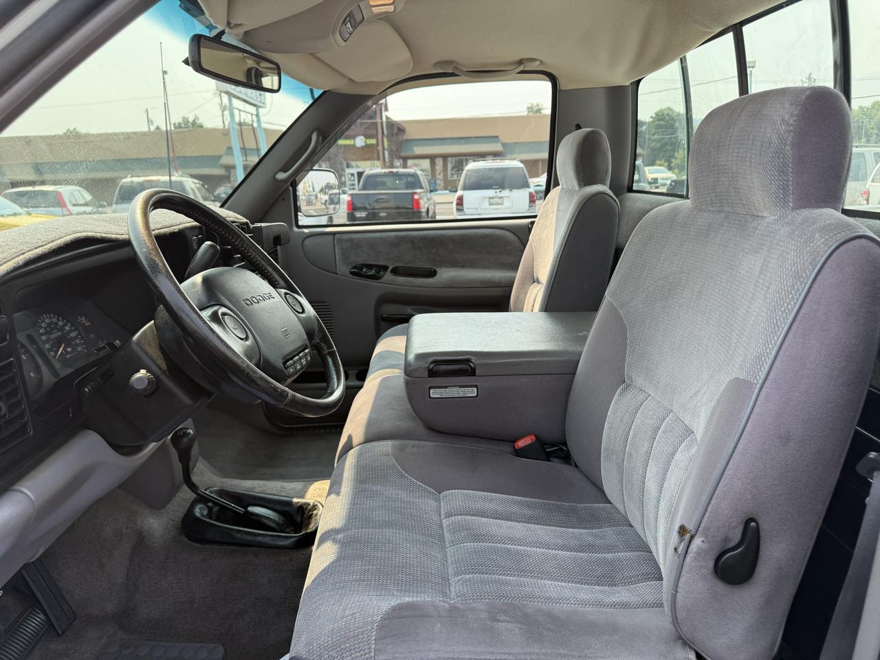 Dodge Ram 2500 LT LD Reg. Cab 8-ft. Bed 4WD 1995