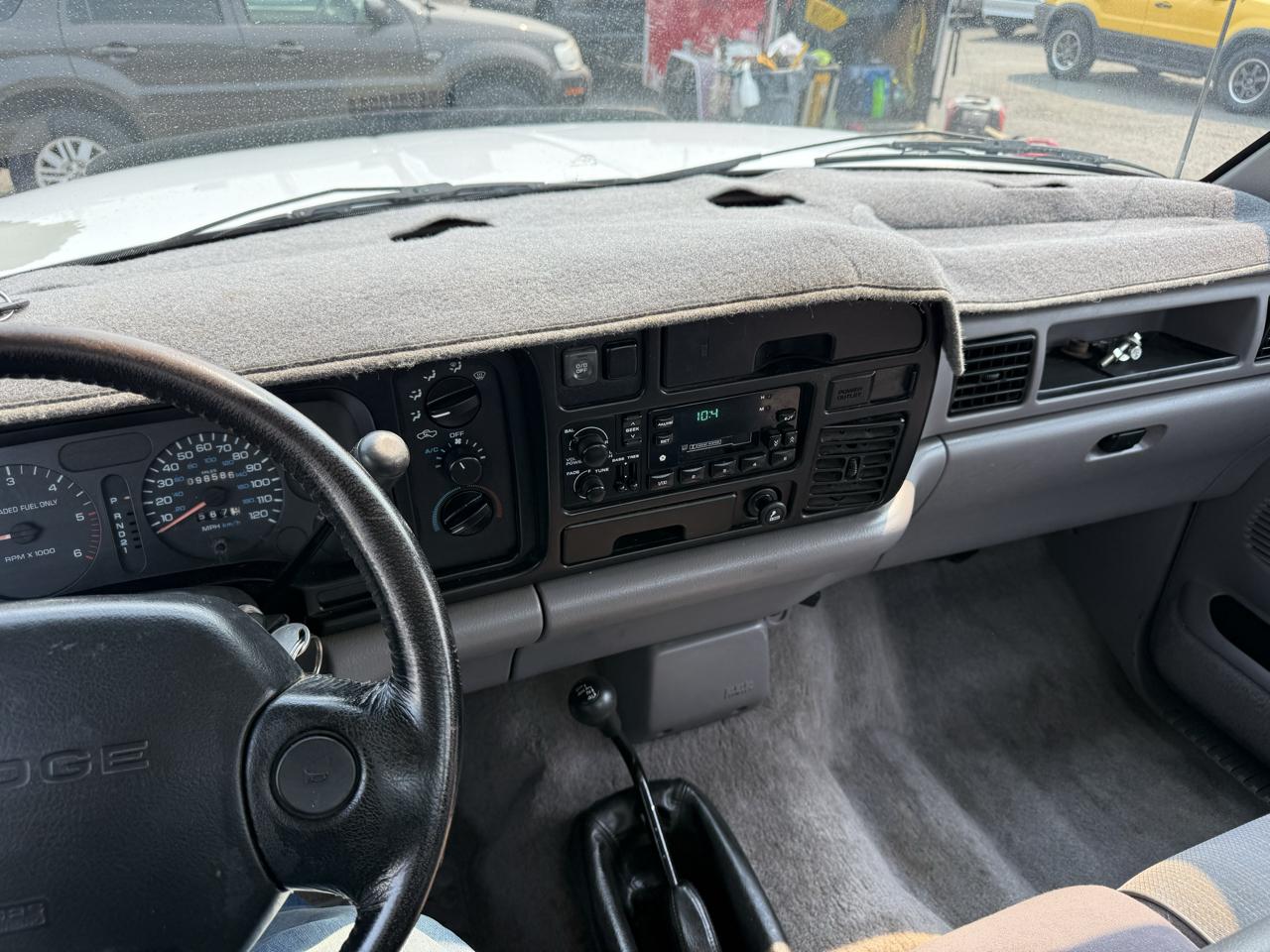 Dodge Ram 2500 LT LD Reg. Cab 8-ft. Bed 4WD 1995