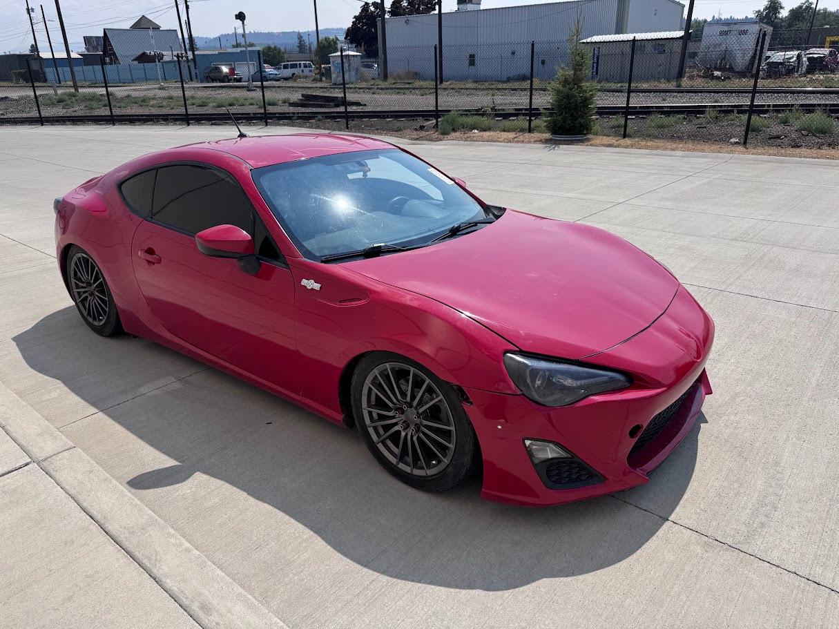 Scion FR-S 6MT 2013