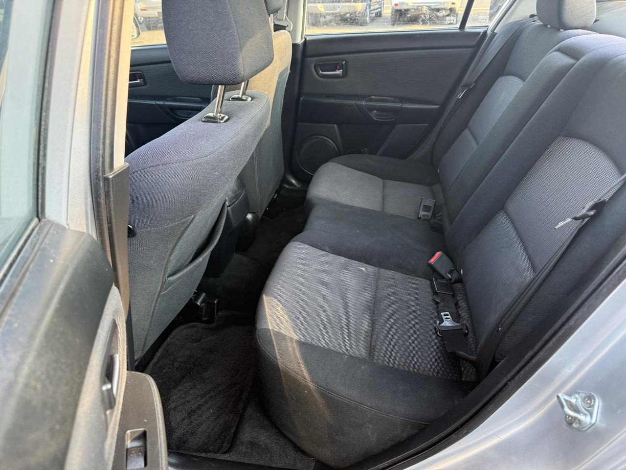 Mazda MAZDA3 i Sport 4-Door 2007