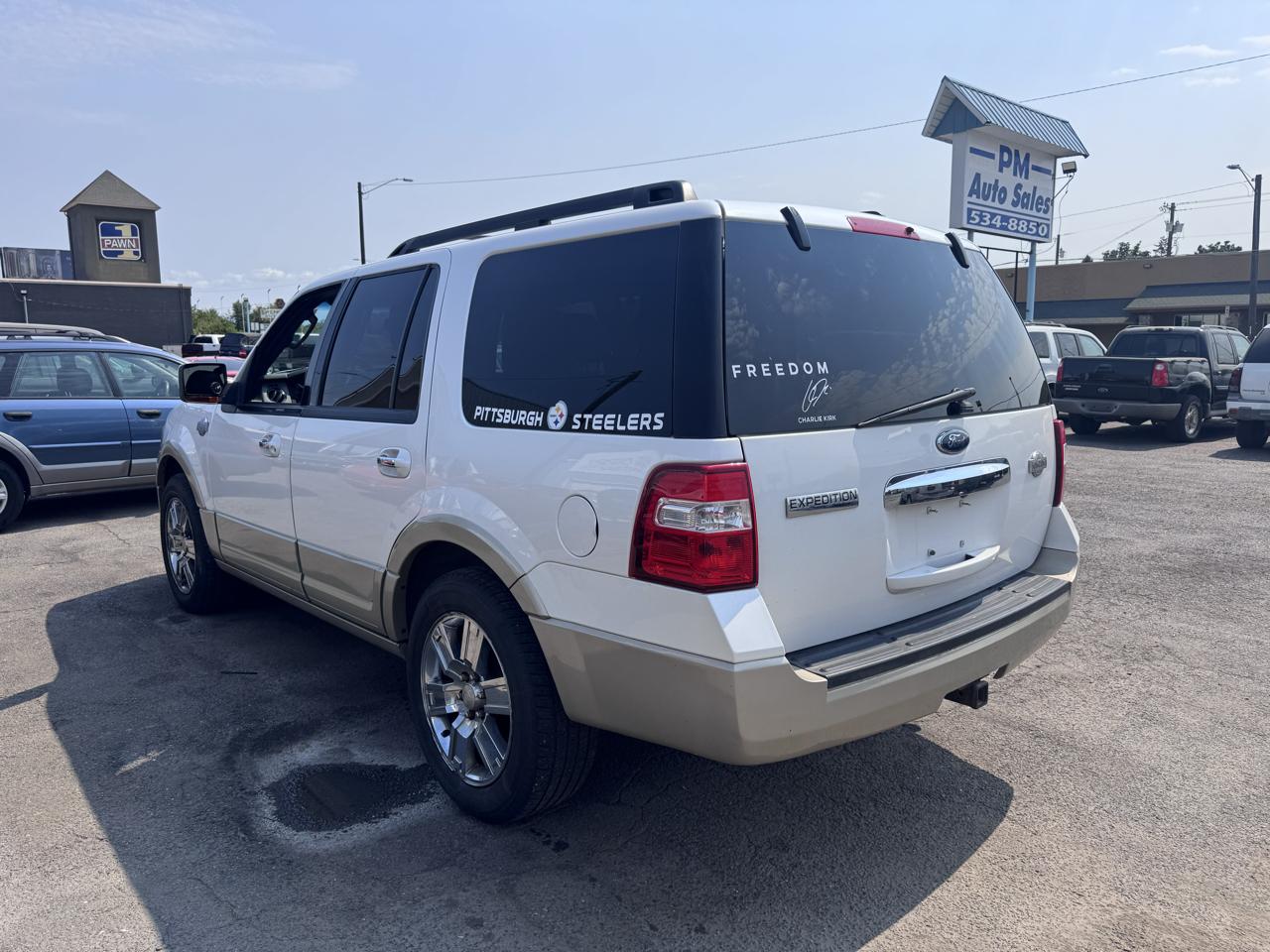 Ford Expedition King Ranch 4D SUV 4WD 2010