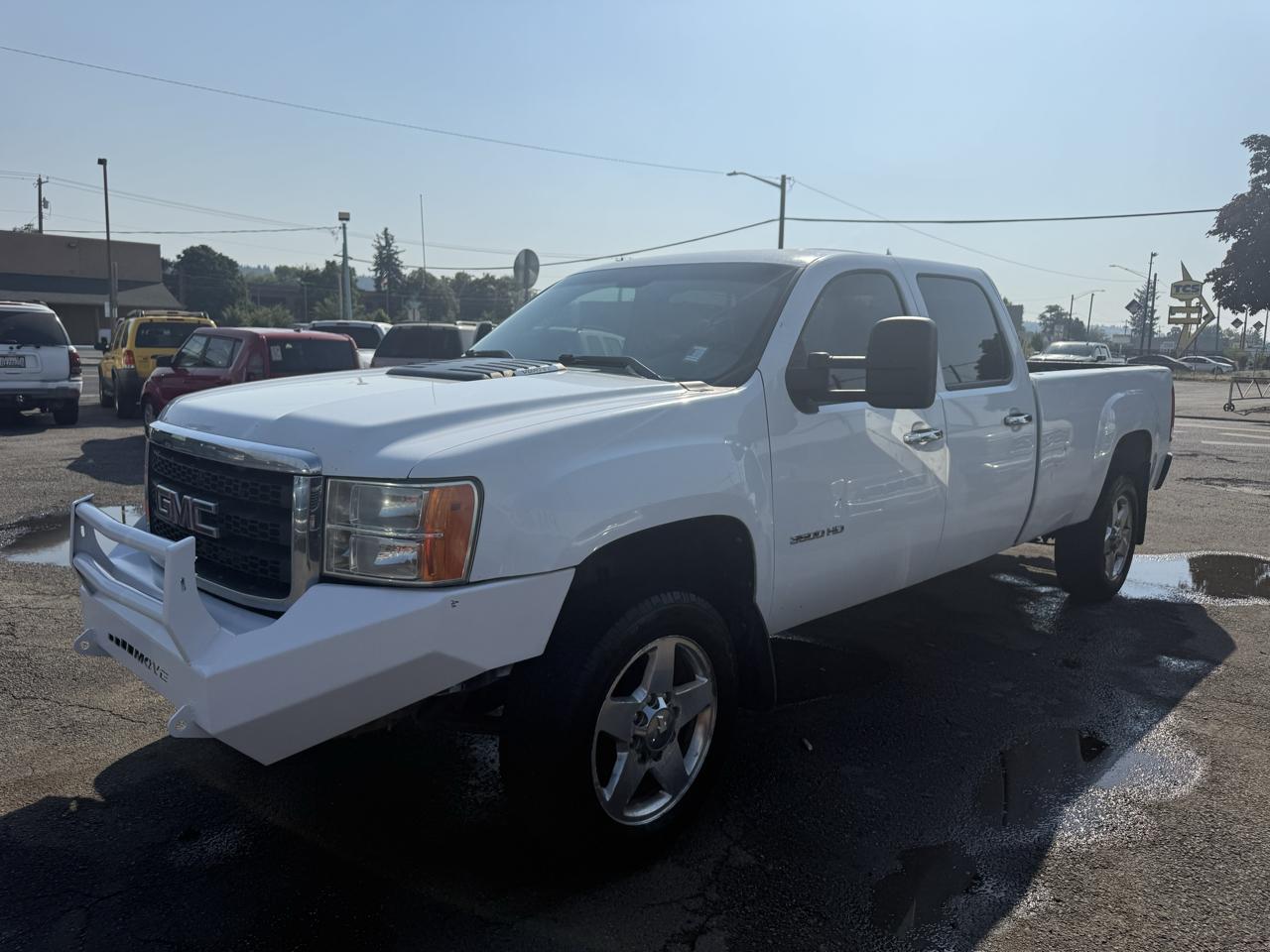 GMC Sierra 3500HD Work Truck Crew Cab 4WD 2011