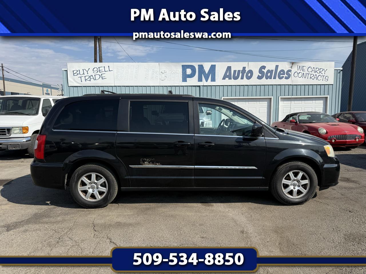 2012 Chrysler Town & Country Touring