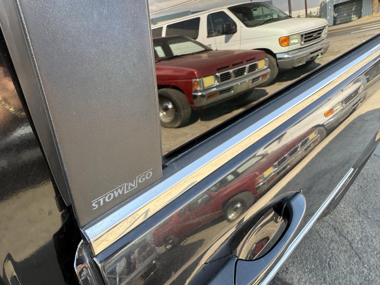 Chrysler Town & Country Touring 2012